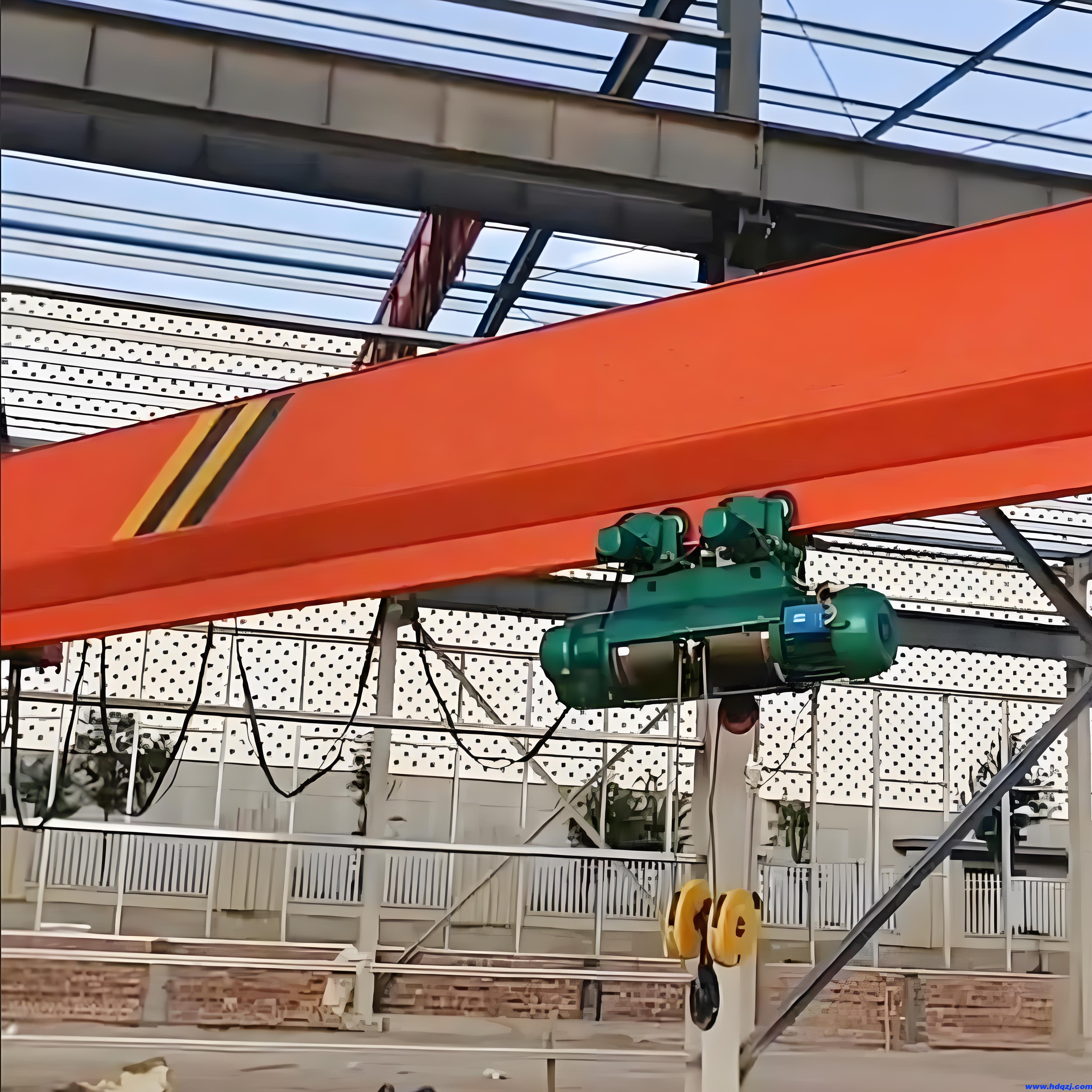 電動(dòng)葫蘆單梁起重機(jī)工作原理 電動(dòng)葫蘆單梁起重機(jī)工作原理