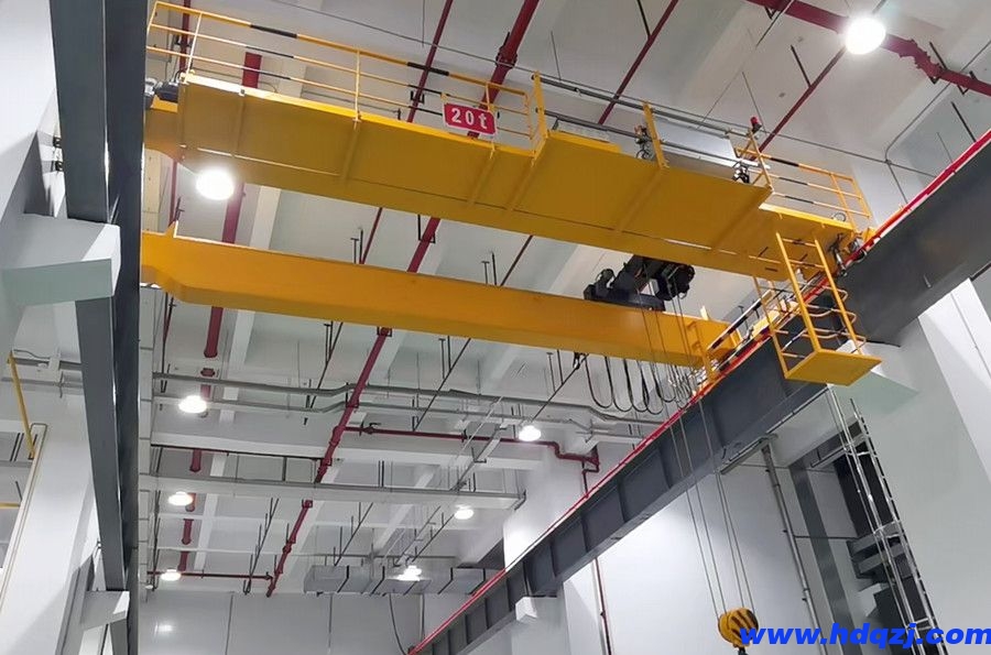 橋式起重機(jī) 橋式起重機(jī)